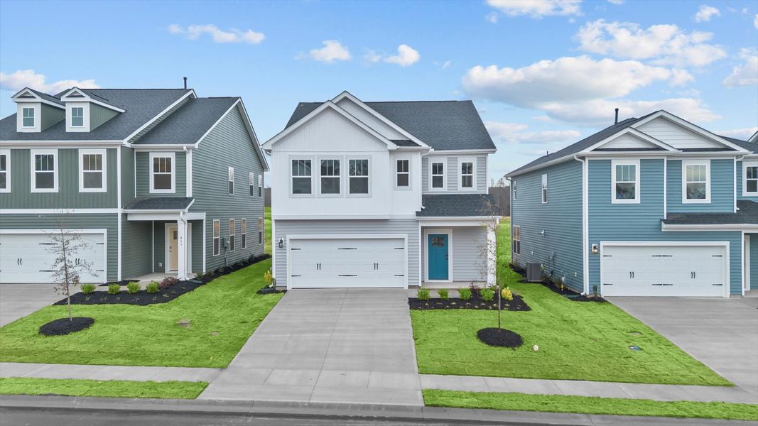 Front exterior of a home in the Farms at Bellingham community, located in Mooresville, NC (Image 10).