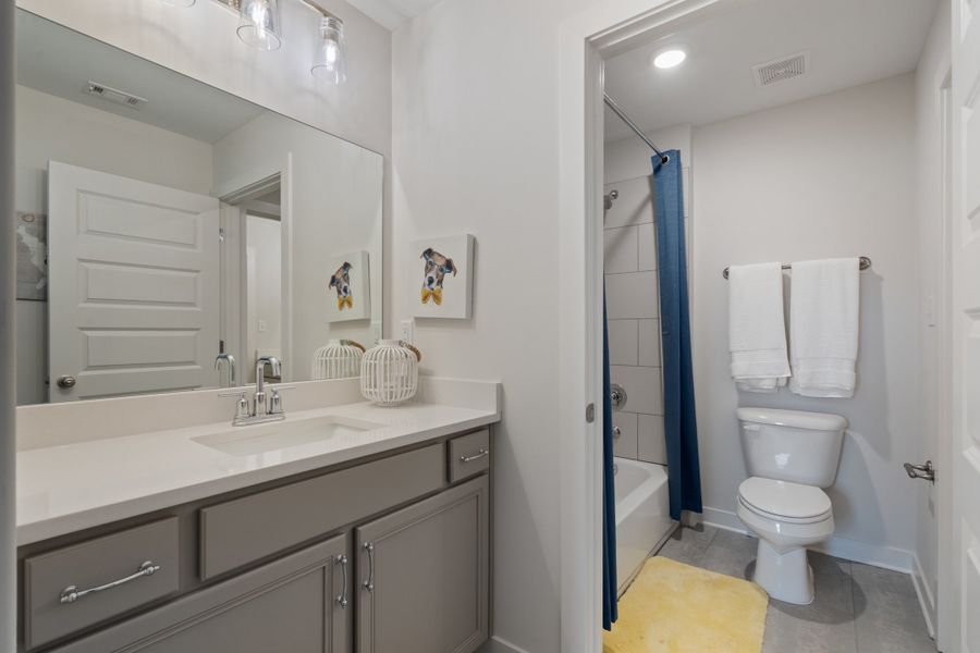 Furnished interior in a model home at White Oak in Arlington (Image 26). Furnished interior in a model home at White Oak in Arlington (Image 26).