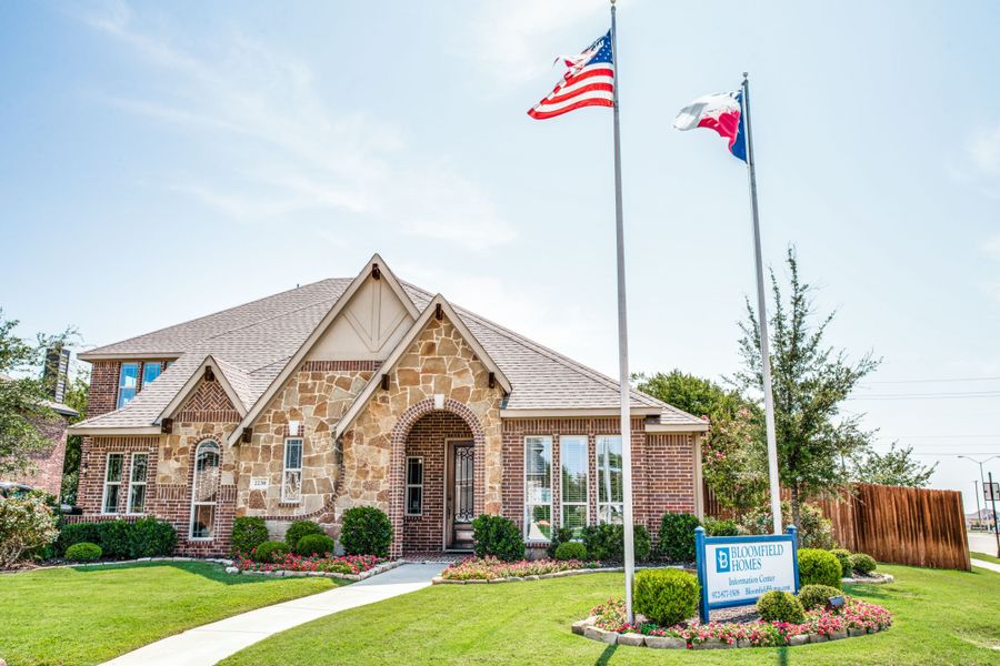 Image 3 of the Autumn Run community in Midlothian, TX.