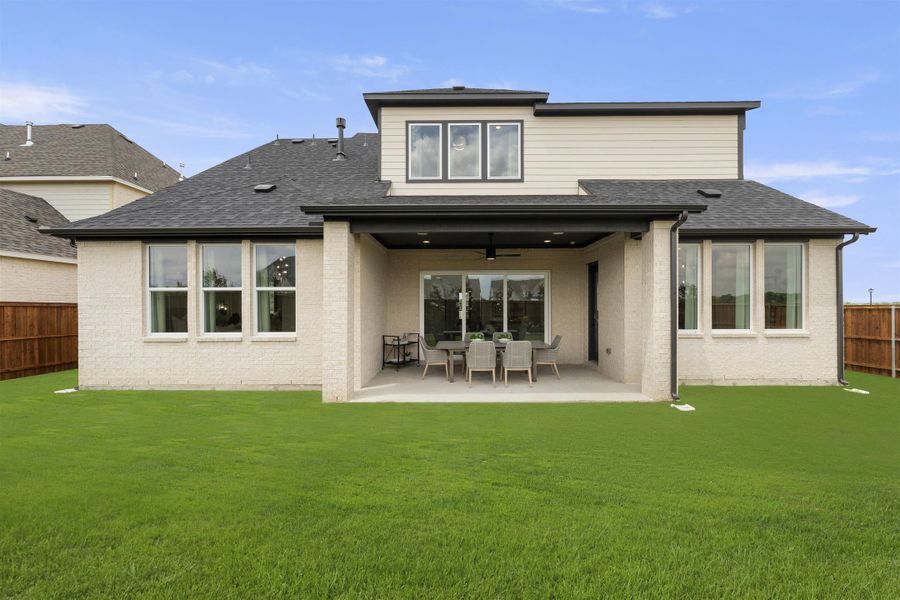 Exterior details of a home in Nelson Lake Estates, Rockwall (Image 22). Exterior details of a home in Nelson Lake Estates, Rockwall (Image 22).