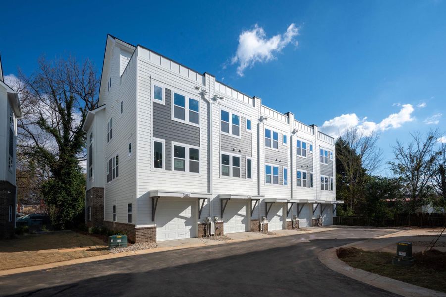 A showcase of a new construction home by Empire Homes, highlighting their design and quality (Image 11). A showcase of a new construction home by Empire Homes, highlighting their design and quality (Image 11).