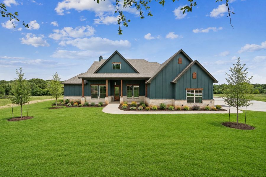 Front exterior of a home in the Weatherford, TX community, located in Weatherford, TX (Image 9).