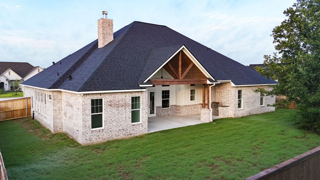 Exterior details of a home in Pebble Creek, College Station (Image 4). Exterior details of a home in Pebble Creek, College Station (Image 4).
