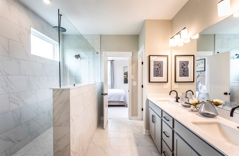 Canton II Primary Bath