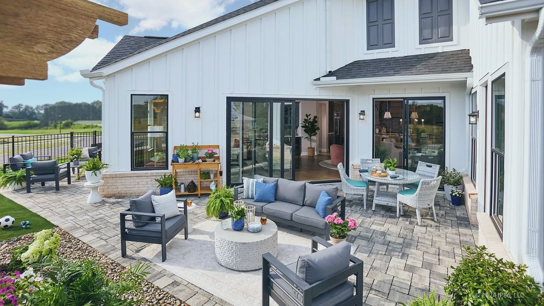 Exterior details of a home in The Courtyards at Franklin Road, Murfreesboro (Image 2).
