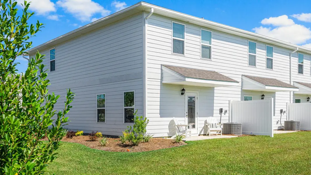 Exterior details of a home in Jake's Landing, Lynn Haven (Image 10). Exterior details of a home in Jake's Landing, Lynn Haven (Image 10).