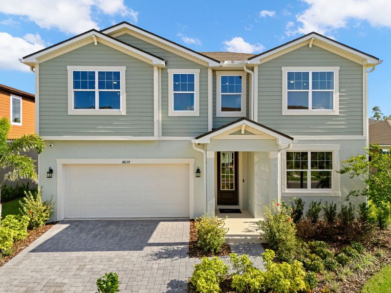 Front exterior of a home in the Meridian Parks community, located in Orlando, FL (Image 6).