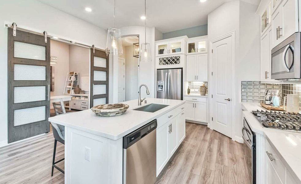 Image 18 of the Rosehill Reserve community in Tomball, TX.