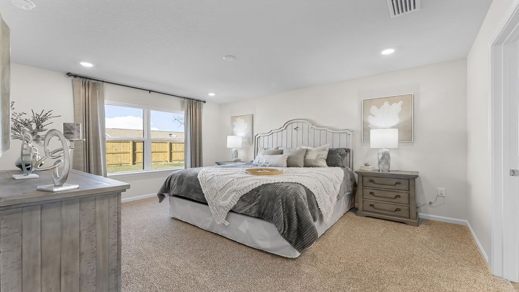 Furnished interior in a model home at Park Place in Panama City (Image 9).
