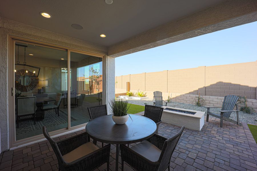 Patio - Luneta - Vidrio at Estrella in Goodyear, Arizona by Landsea Homes