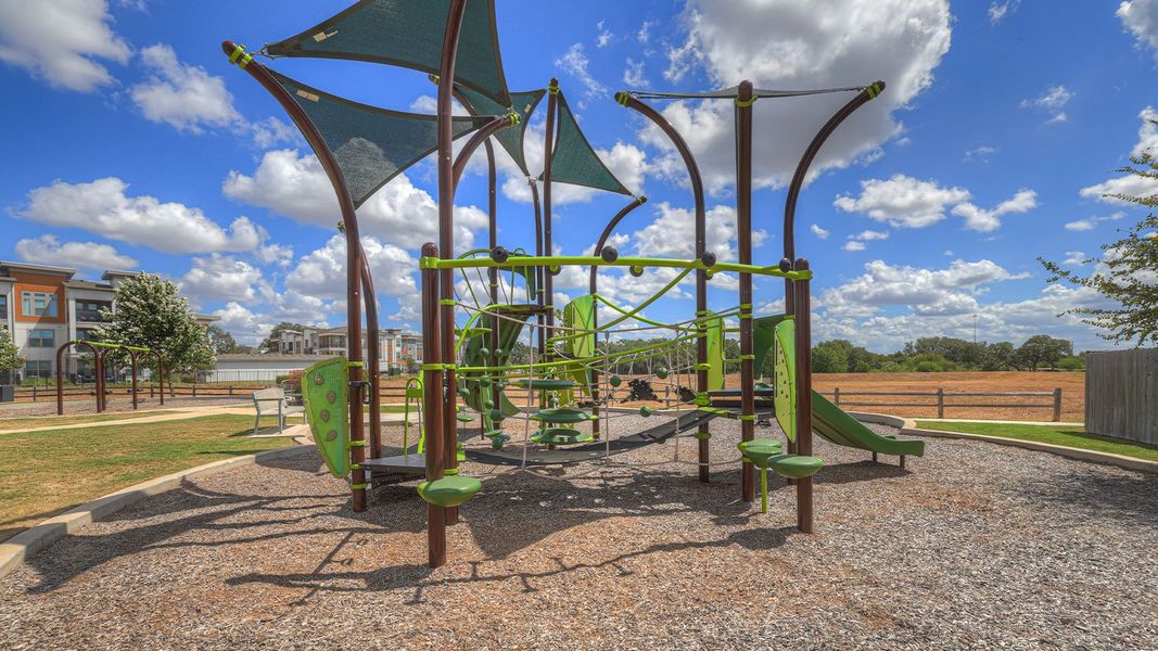 Community amenity available to residents of Paramount in Kyle (Image 12).