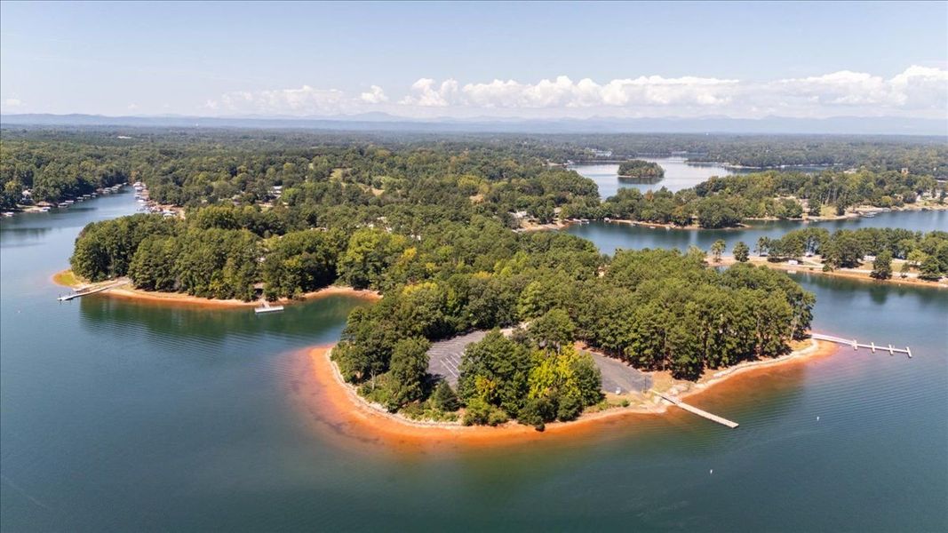 Enjoy outdoor activities at nearby Lake Keowee and Lake Hartwell