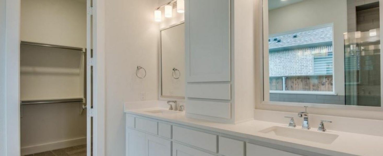 Image 12 of the The Grove 65's Series community in Frisco, TX.