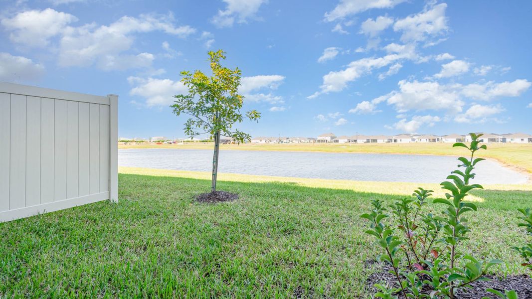 Exterior details of a home in Central Park Townhomes, Port St. Lucie (Image 25).