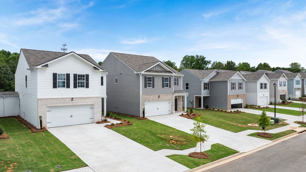 Front exterior of a home in the Rolling Meadows community, located in Jasper, GA (Image 3).