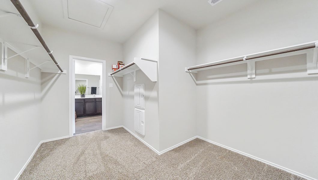 Image 31 of the Barton Woods community in Conroe, TX.