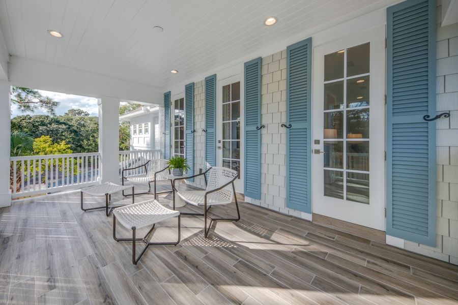 Exterior details of a home in Ocean Ridge, St. Augustine Beach (Image 12).