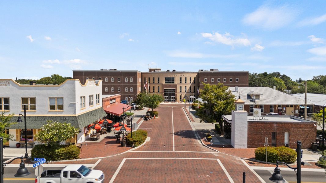 Brick-paved street to St. Cloud City Hall with shops & dining in historic downtown St. Cloud, FL near Cyrene at Harmony. Brick-paved street to St. Cloud City Hall with shops & dining in historic downtown St. Cloud, FL near Cyrene at Harmony.