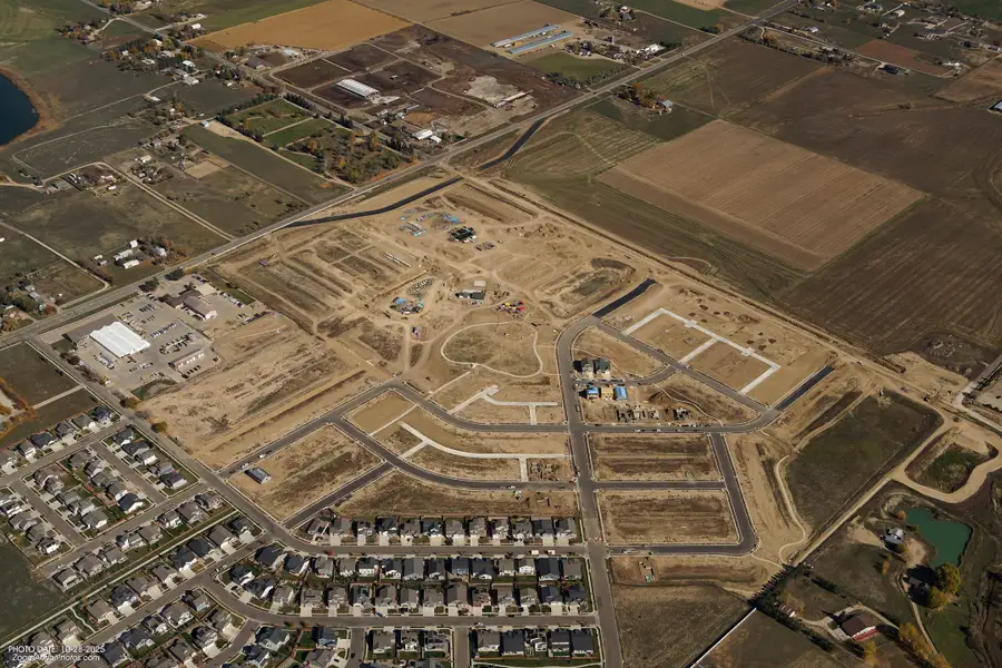 Farmstead New Homes in Berthoud, CO.  - Slide 11