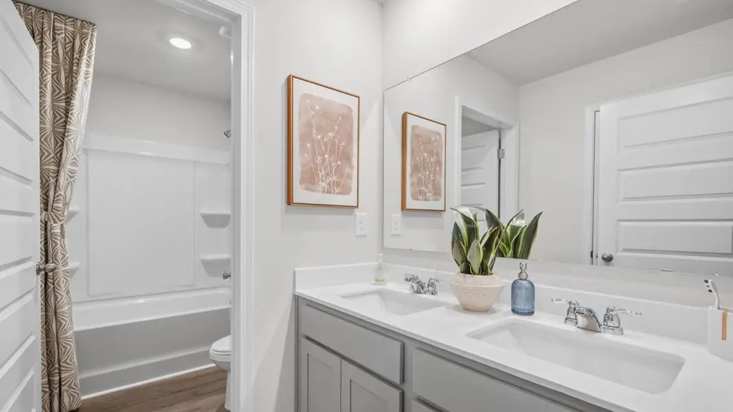 Furnished interior in a model home at Jackson Landing in Jefferson (Image 30). Furnished interior in a model home at Jackson Landing in Jefferson (Image 30).