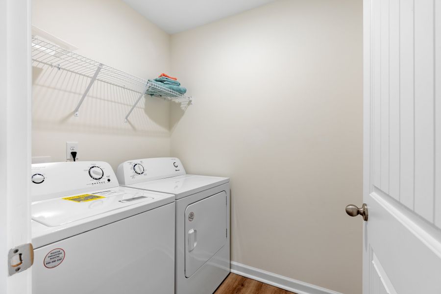 Benjamin - Laundry Room