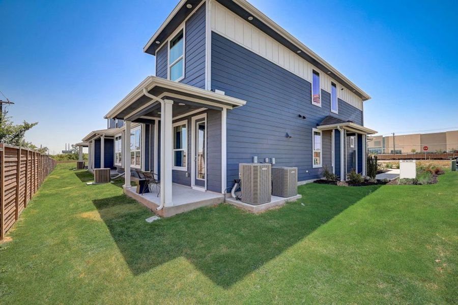 Exterior details of a home in Center 45, Round Rock (Image 4). Exterior details of a home in Center 45, Round Rock (Image 4).