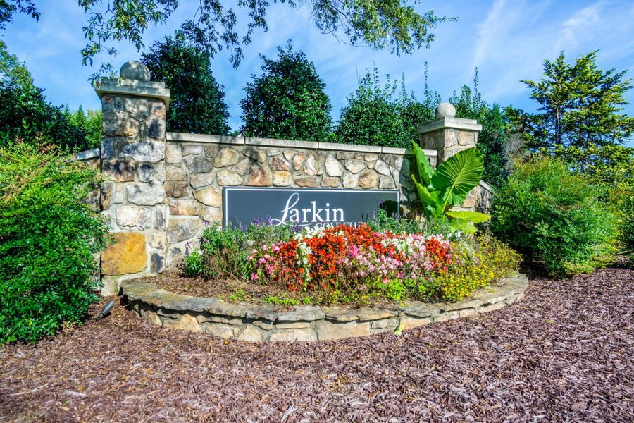 Image 27 of the Larkin community in Statesville, NC.