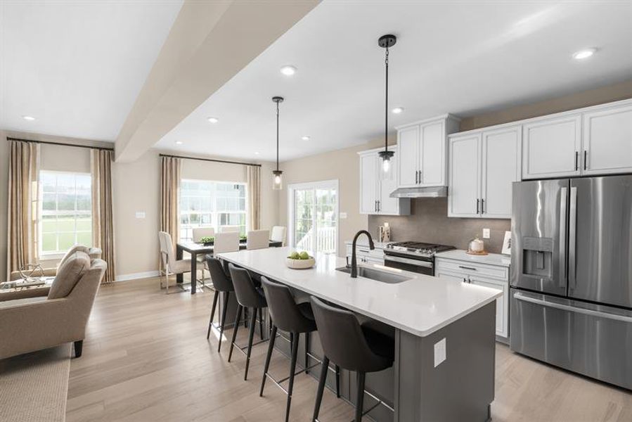 Cook, connect and celebrate with a kitchen that fits everyday life and special moments.