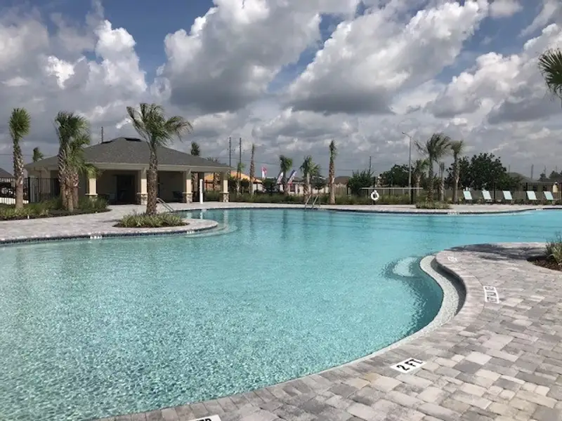 Image 3 of the Citrus Landing community in Davenport, FL.