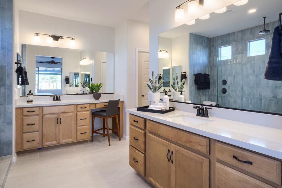 Furnished interior in a model home at Laveen Vistas II in Laveen (Image 38).