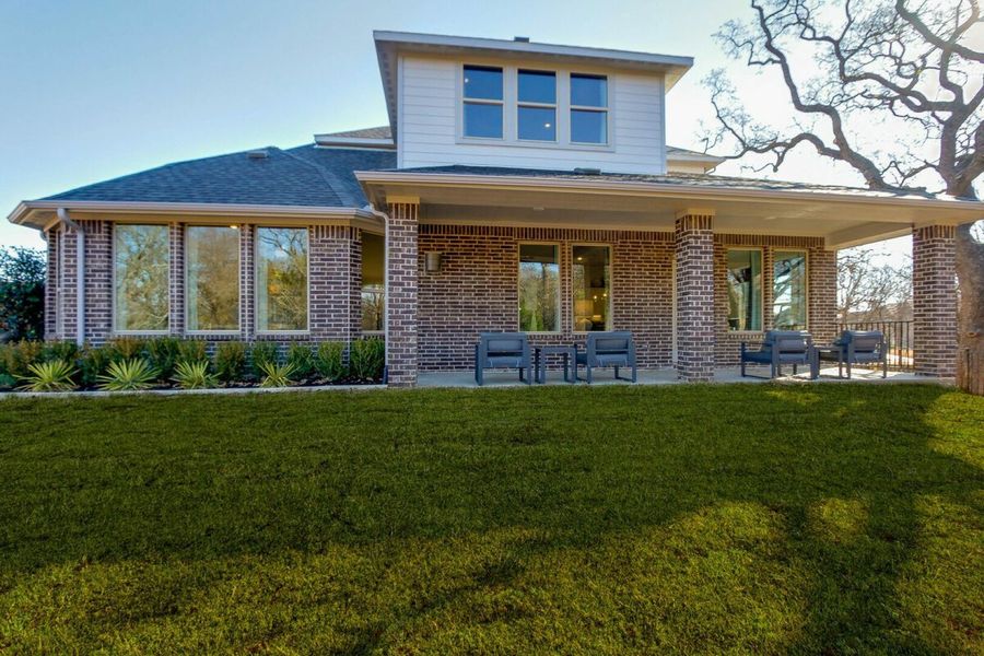 Image 6 of the Shadow Creek Estates community in Hickory Creek, TX.