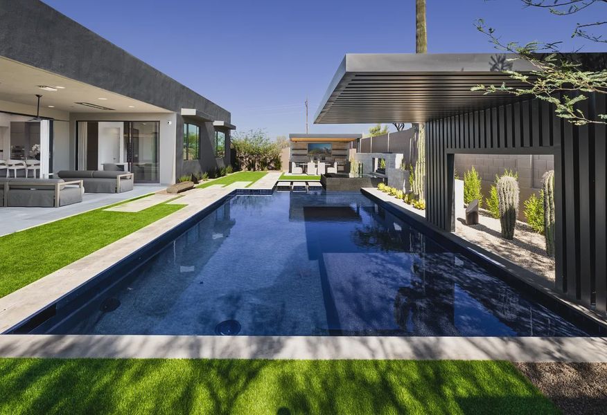 Model Backyard - 13 of 20