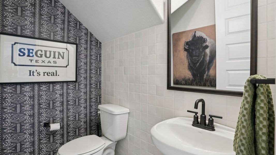 Furnished interior in a model home at Stream Waters in Seguin (Image 34).