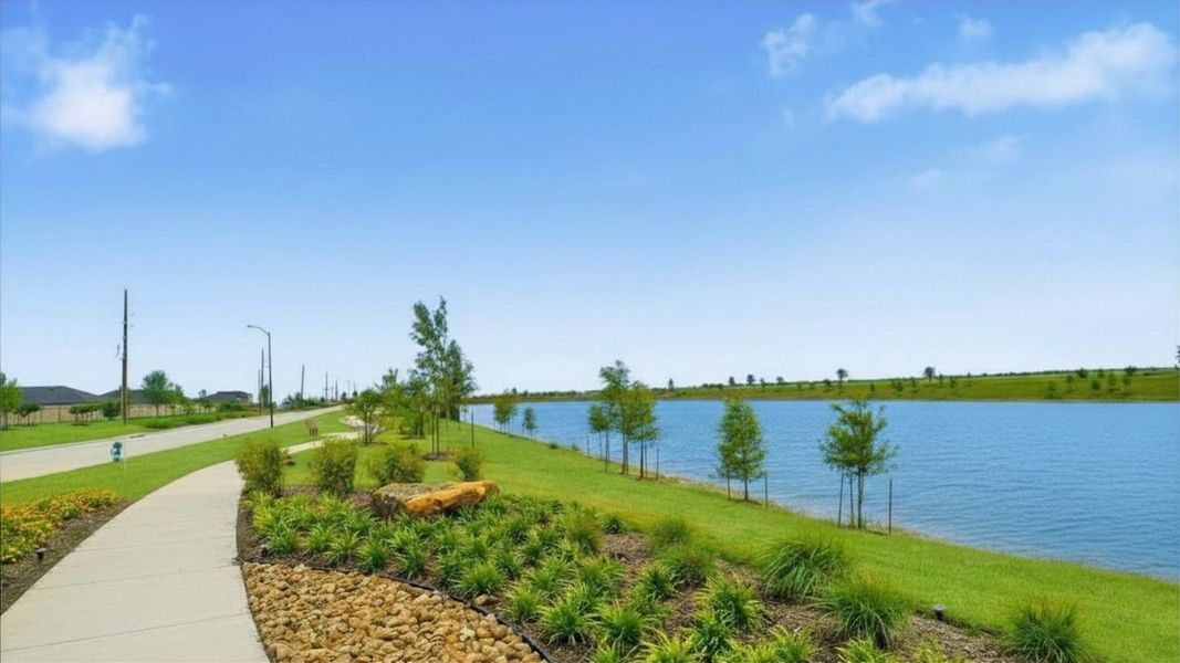 Natural surroundings and green spaces near Sunterra Lakes in Brookshire, TX (Image 29). Natural surroundings and green spaces near Sunterra Lakes in Brookshire, TX (Image 29).