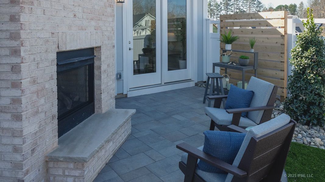 Exterior details of a home in The Courtyards at Lake Davidson, Mooresville (Image 5).