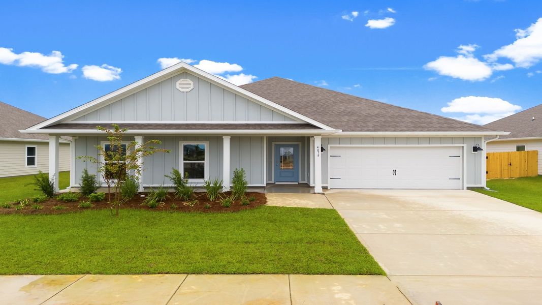 Front exterior of a home in the Titus Park community, located in Panama City, FL (Image 30).