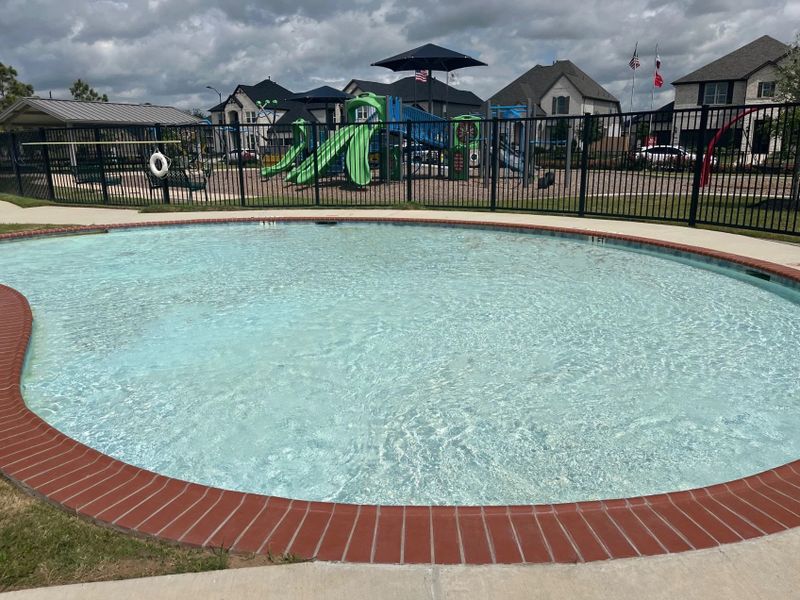 Image 19 of the Katy Lakes 50FT community in Katy, TX. Image 19 of the Katy Lakes 50FT community in Katy, TX.