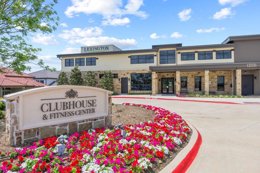 Entrance to the Lexington Frisco community in Frisco, TX, featuring signage and landscaping (Image 2).