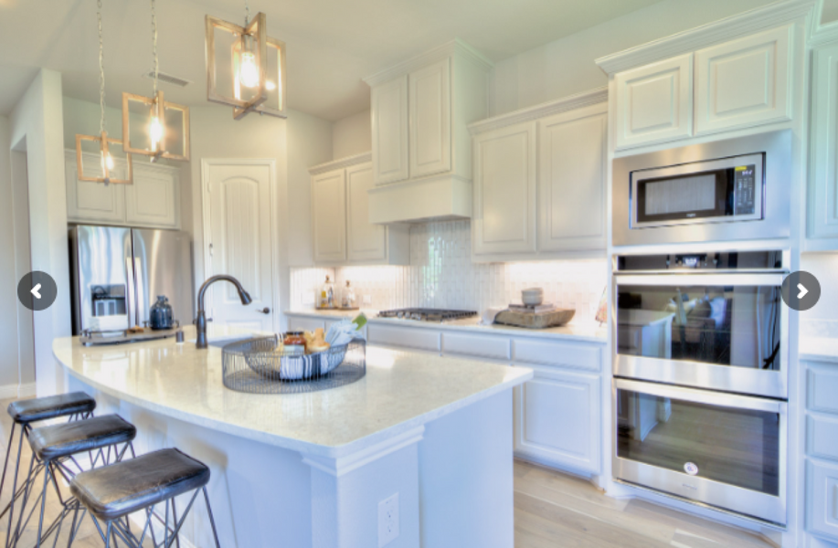 Image 3 of the Woodside Estates community in Rowlett, TX.