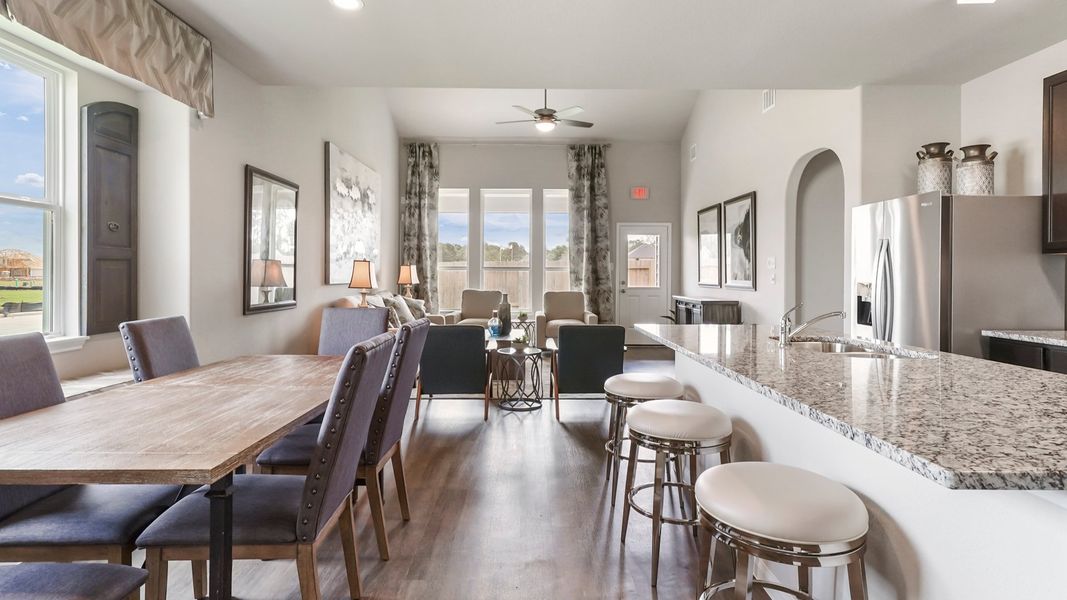 Mackenzie Creek Model Home Kitchen & Dining Area