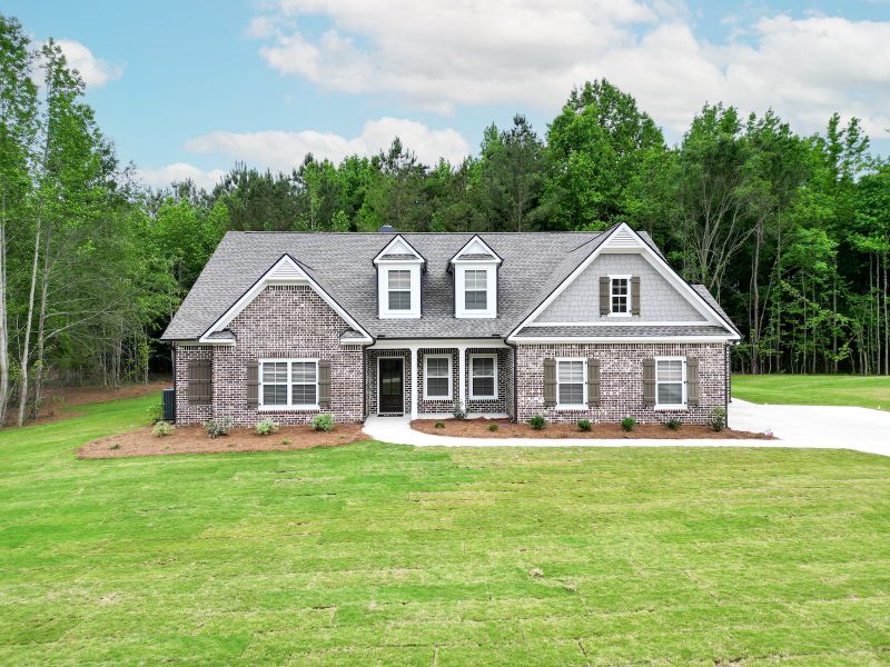 Front exterior of a home in the Ella Springs community, located in Covington, GA (Image 2).