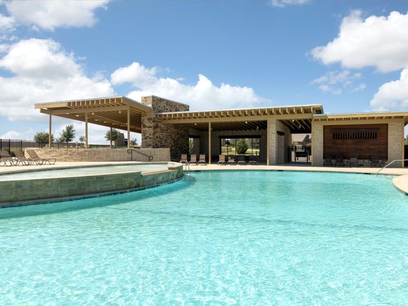 Tesoro at Chisholm Trail Ranch amenities