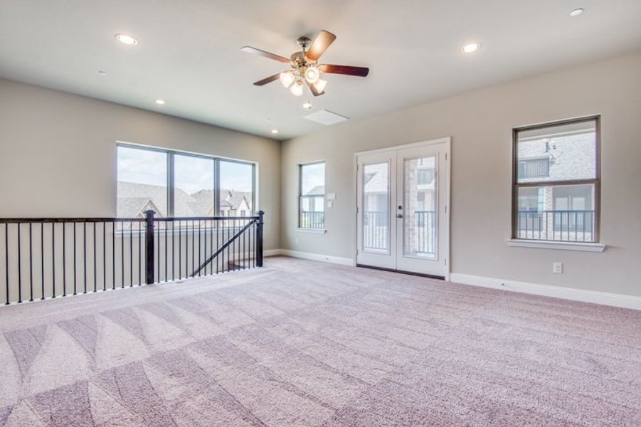 Image 11 of the Windhaven Crossing community in Lewisville, TX.