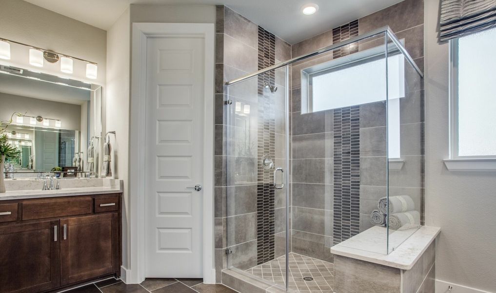 Image 6 of the Commodore at Preston community in Plano, TX.