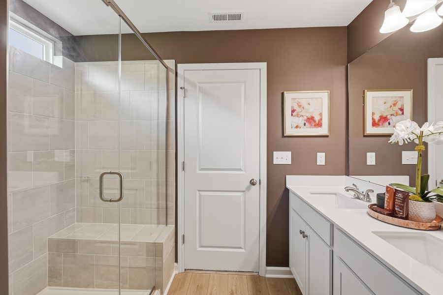 Telfair | Primary Bathroom