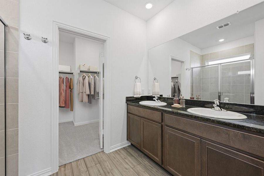 Furnished interior in a model home at Madero 50s in Fort Worth (Image 133).