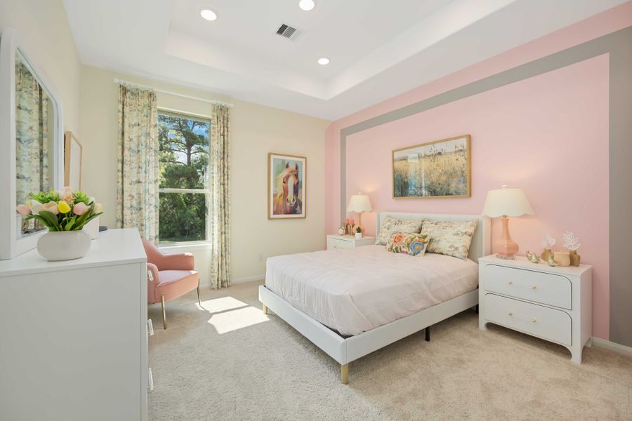 Deer Pines Model - Secondary Bedroom