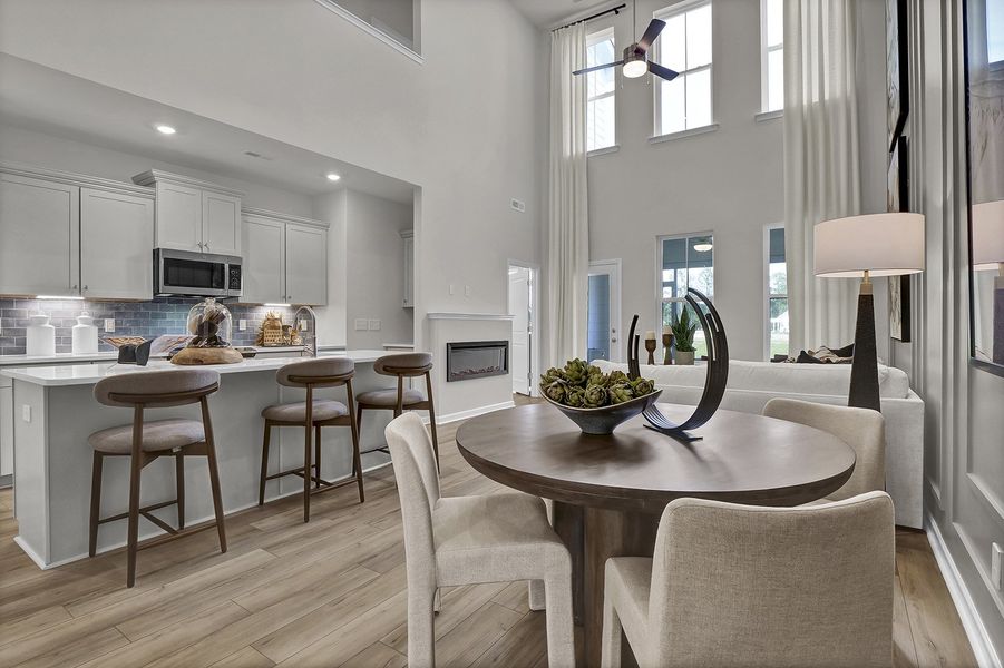 Hydrangea | Eat-In to Kitchen