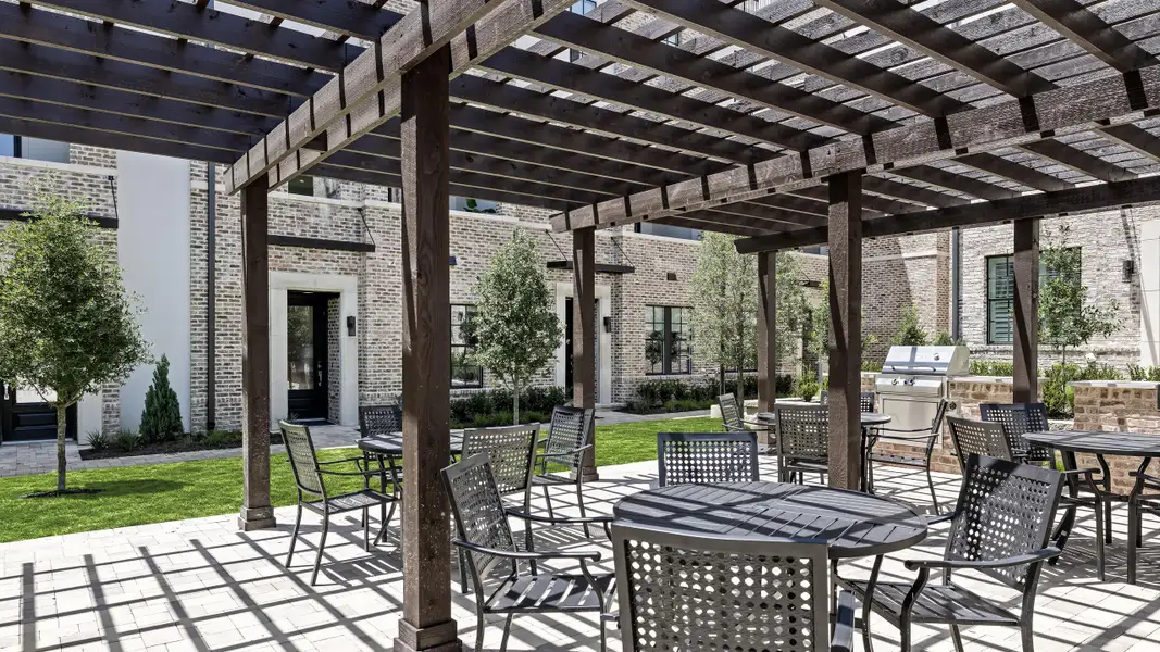 Community amenity available to residents of Las Colinas Station in Irving (Image 2).