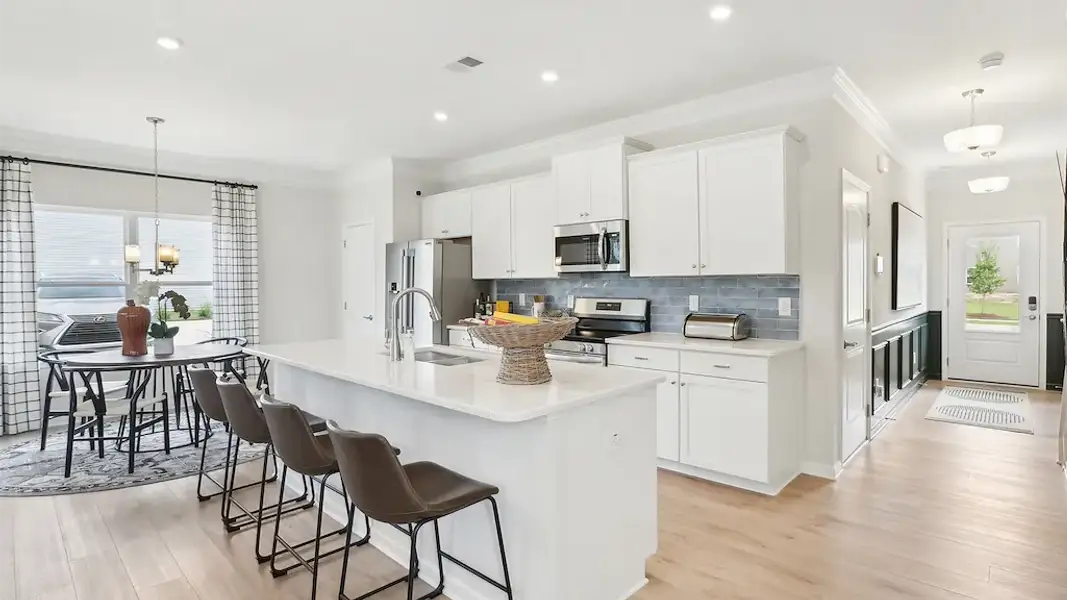 The Braselton II Kitchen | Pineworth Landing | Macon, GA